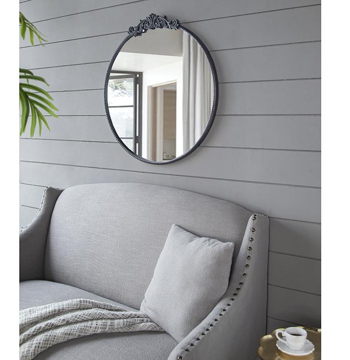 ROUND ORNATE METALLIC WALL MIRROR