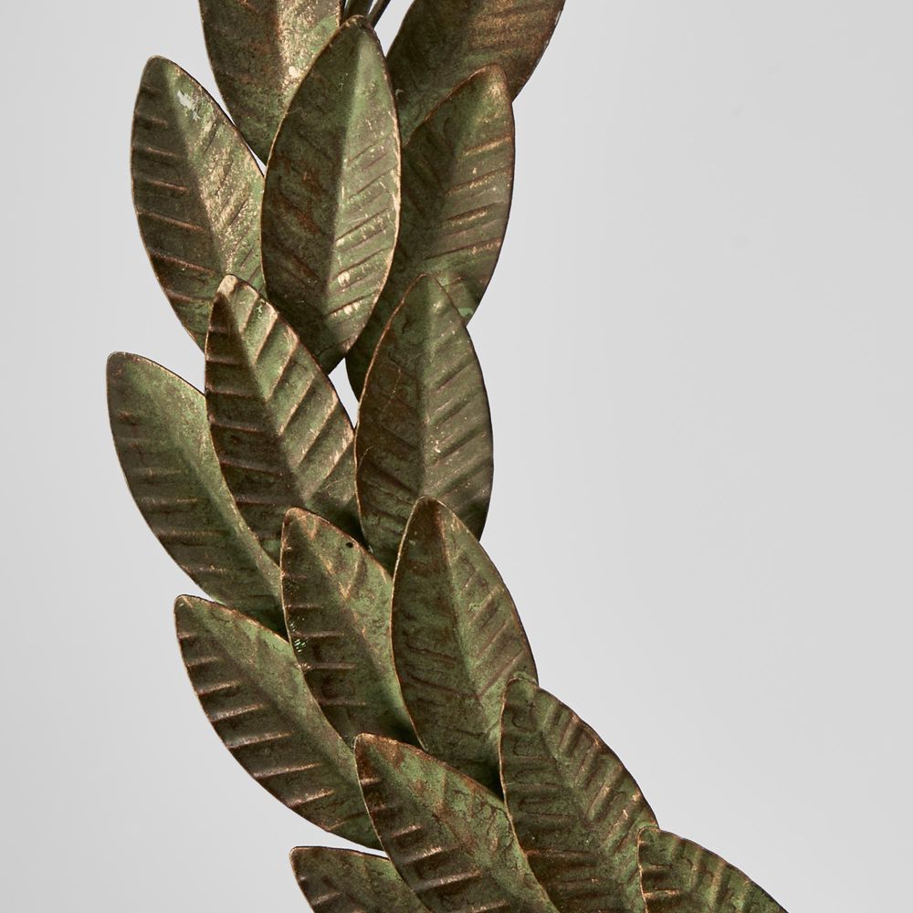 Julius Wreath Bronze