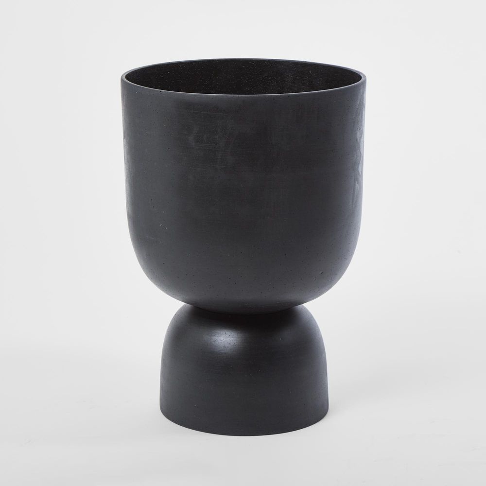 Blanche Planter Large Black