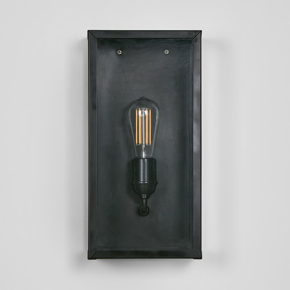 Goodman Lantern Wall Lamp in Black - House of Isabella AU