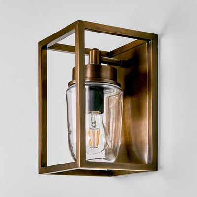 Wellington Wall Lamp Outdoor in Brass - House of Isabella AU