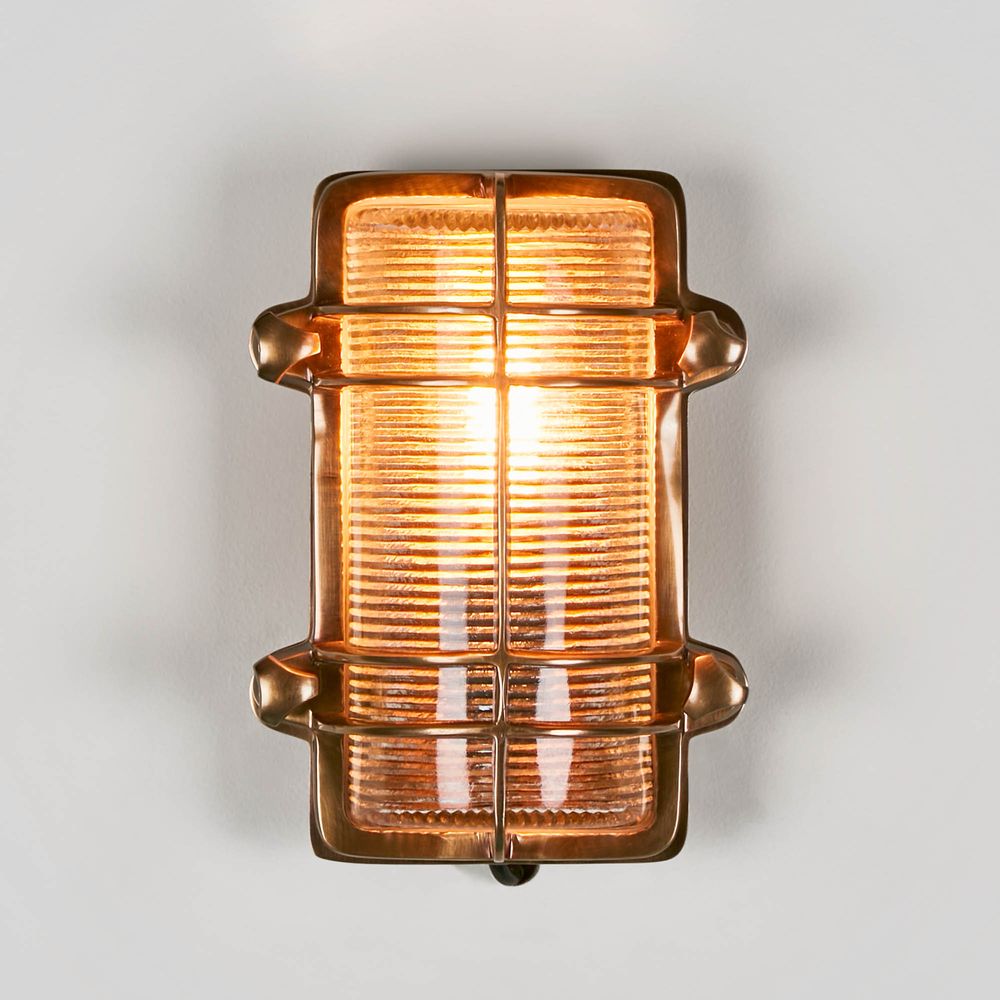 Harley Wall Lamp in Antique Brass - House of Isabella AU