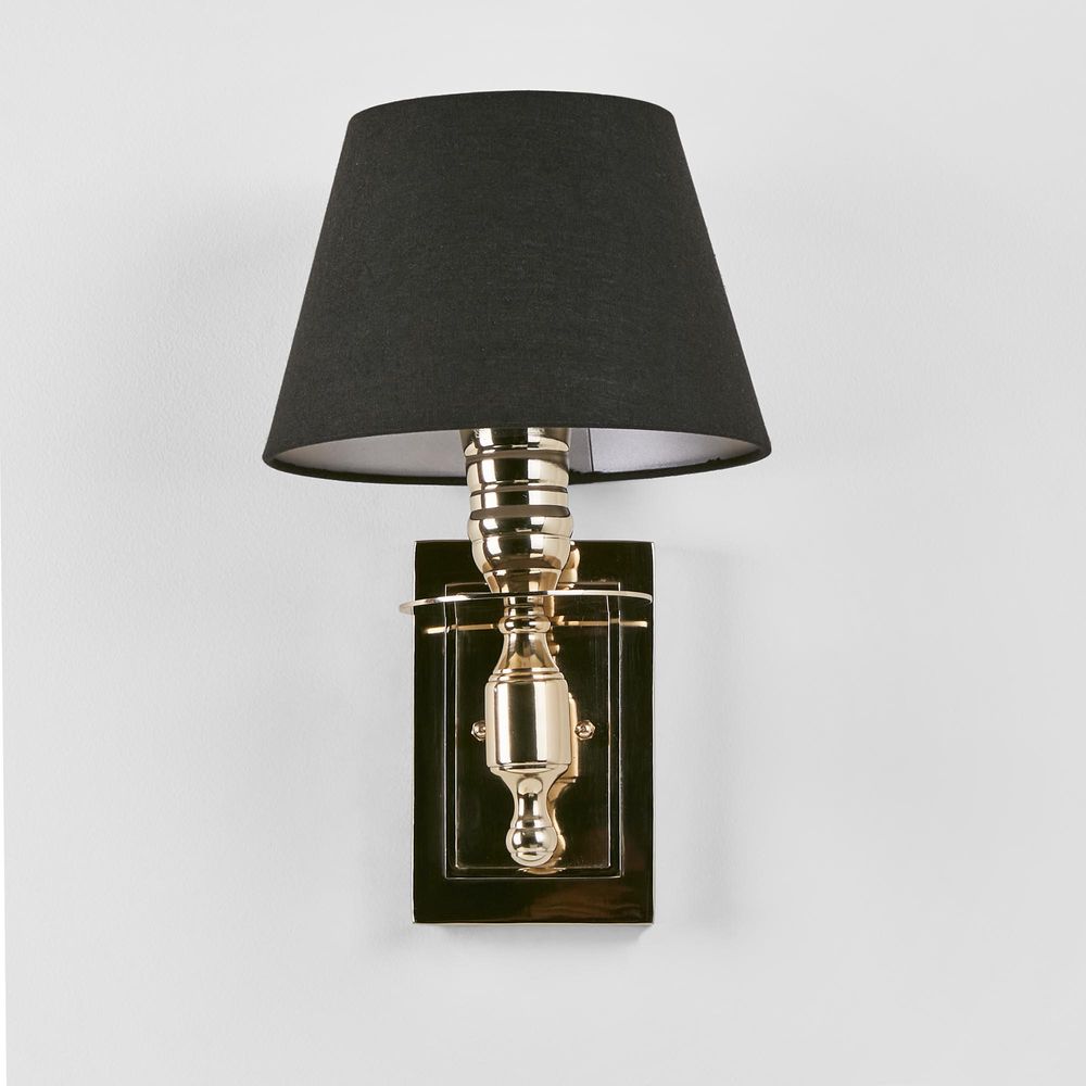 Newton Wall Lamp Brass