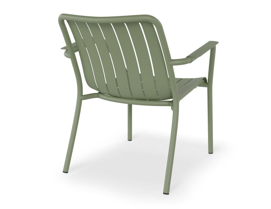 Roku Outdoor Lounge Chair in Matt Eucalyptus Green