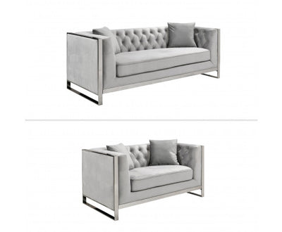 William Lounge - Light Grey Velvet - Silver Trims